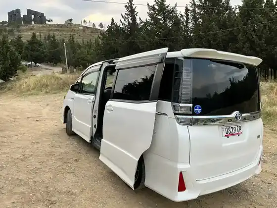 Toyota Voxy Hybrid 2019 on Batumi Airport to Makhuntseti Waterfall Toyota Voxy Hybrid 2019 on Batumi Airport to Makhuntseti Waterfall