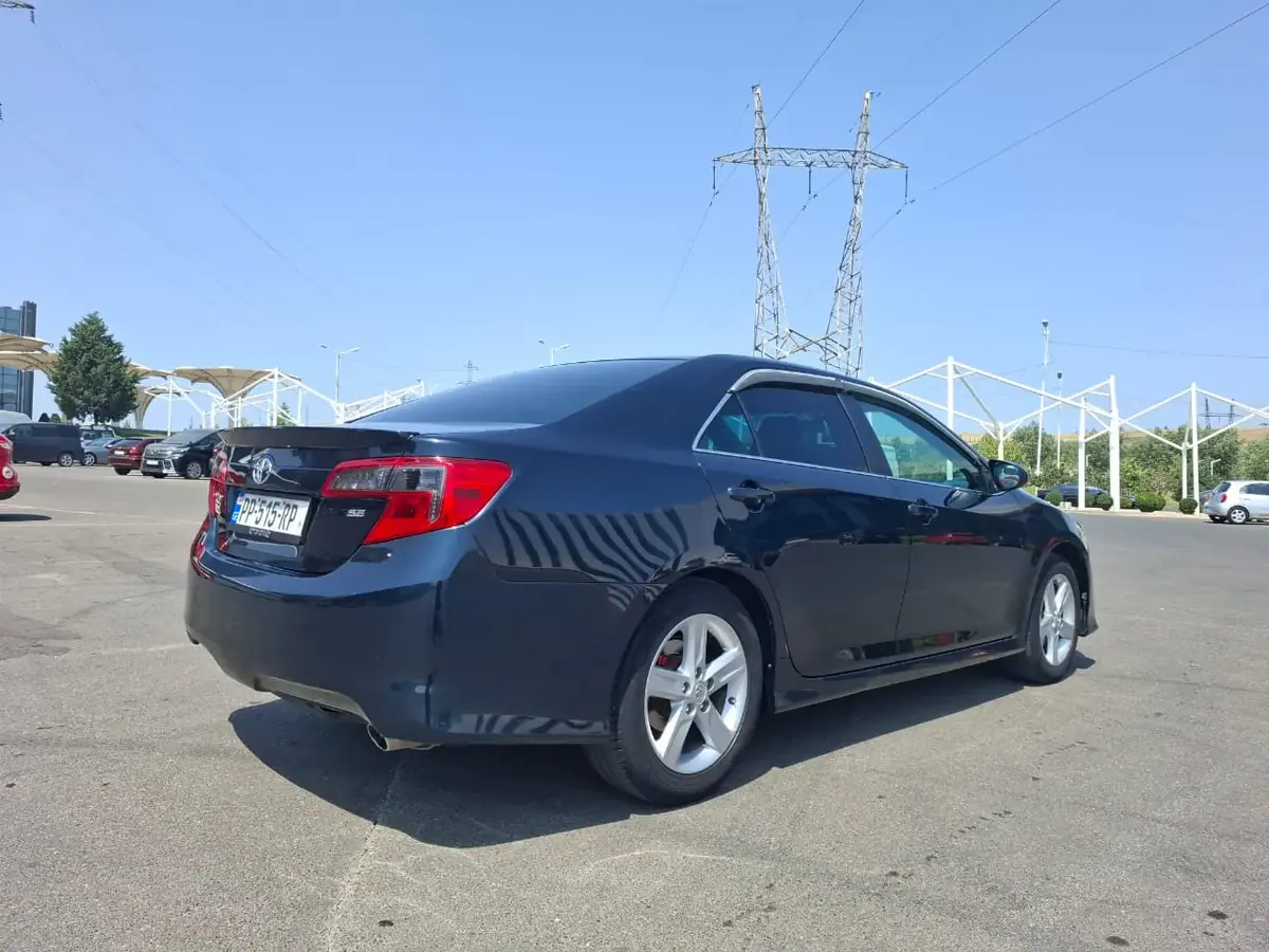 Toyota Camry 2014