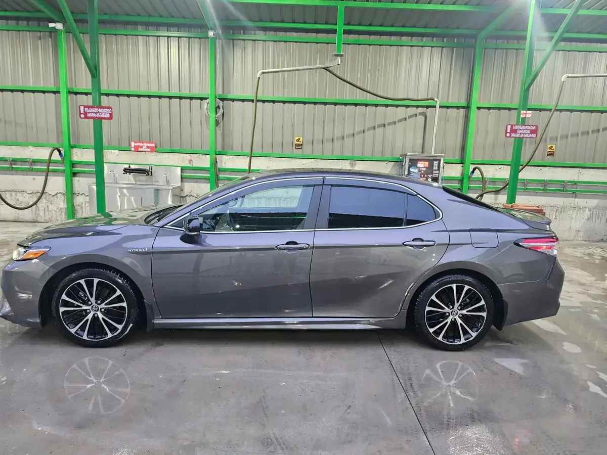 Toyota Camry 2023